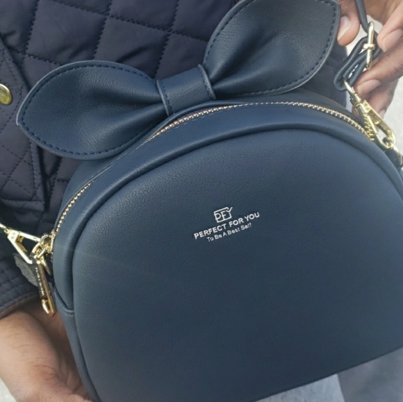 EVEYTHING MUST GO!!! - Picture 2 of 9